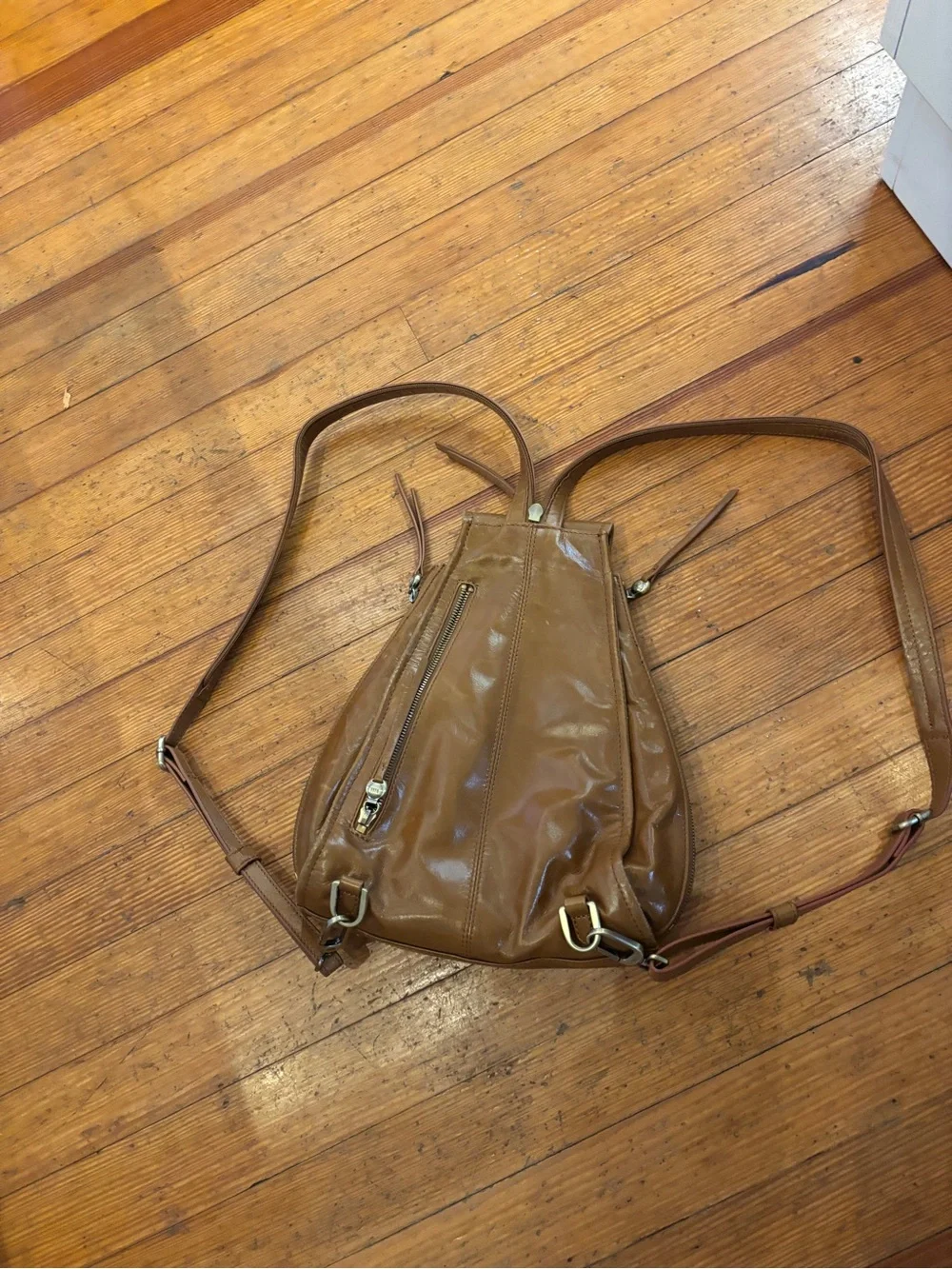 Hobo Betta Leather Convertible Backpack Crossbody - Truffle
